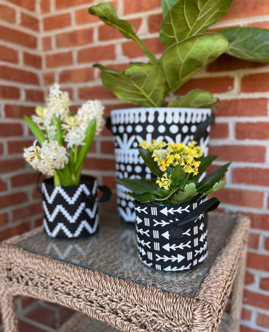 Grow Bags (Set of 4, Black & White Boho)